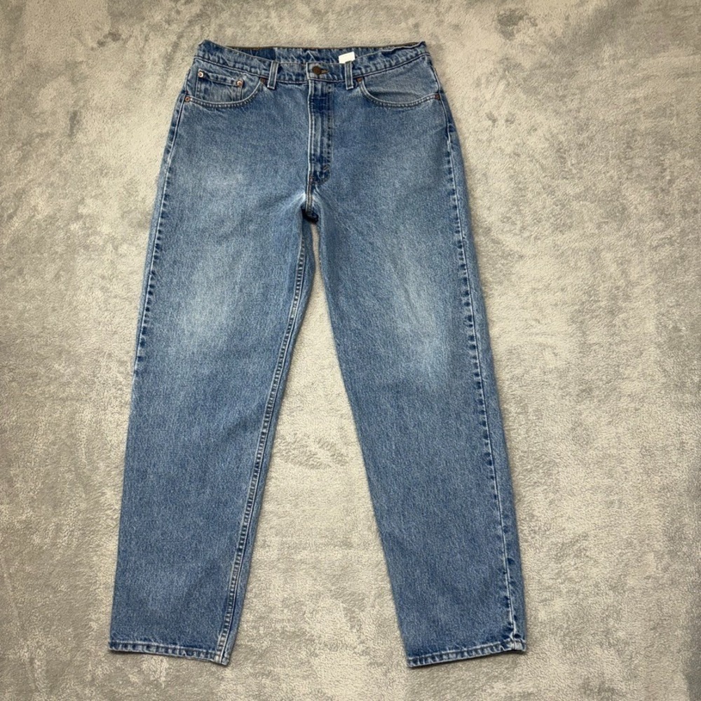 Vintage Levis 550 Jeans Mens 38X32 Blue Relaxed Tapered Medium Wash 90s Denim